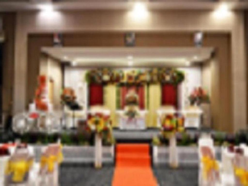 Horison Hotel Pematang Siantar Экстерьер фото