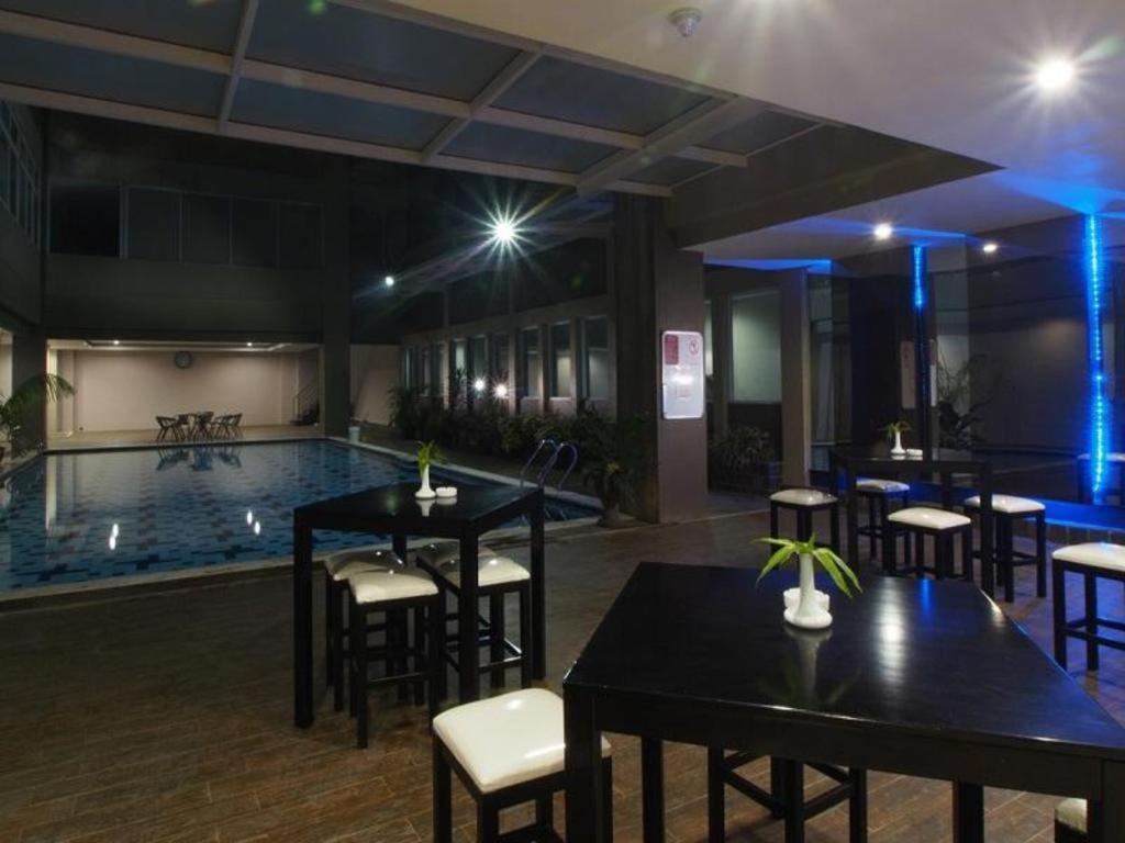 Horison Hotel Pematang Siantar Экстерьер фото