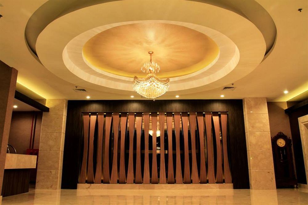 Horison Hotel Pematang Siantar Экстерьер фото