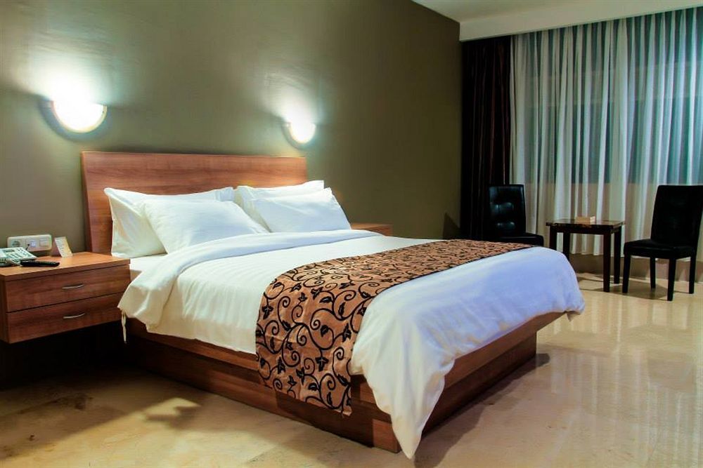 Horison Hotel Pematang Siantar Экстерьер фото